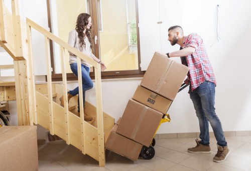 Free quote process for a man and van service in Highbury